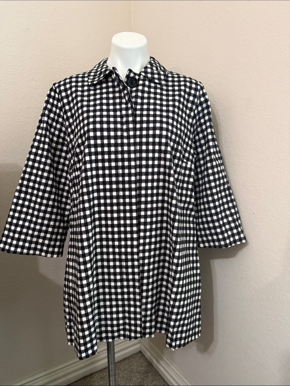 Chico’s Black & White Checkered Button-Up Coat Blazer - Chico’s Size 2 (L)